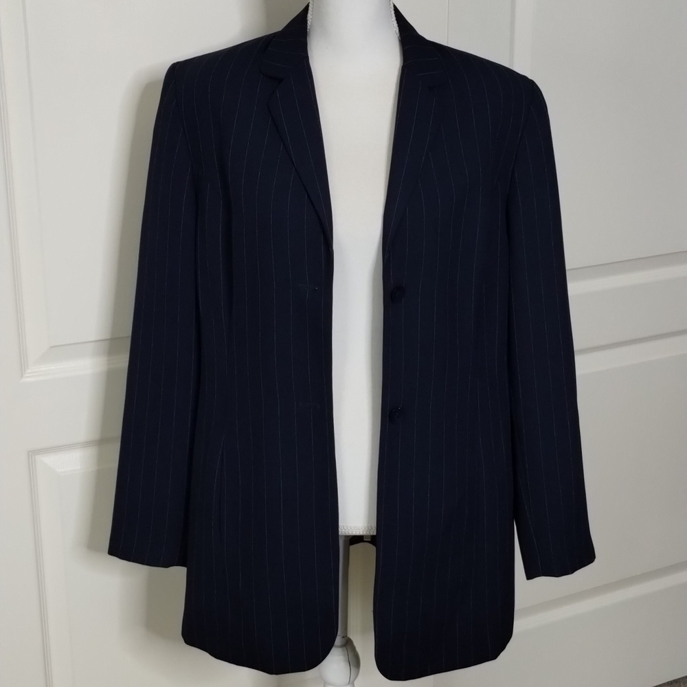 Karen Scott women's size 12 oversized long blazer jacket with pin stripes trendy